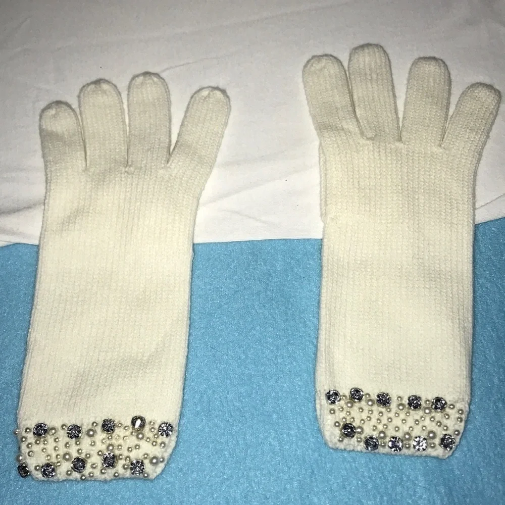 𝅺CASHMERE bling blue rhinestone and pearl gloves NEW size OSFA